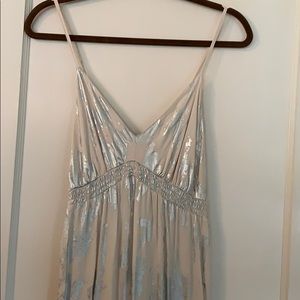 🆕 white maxi dress